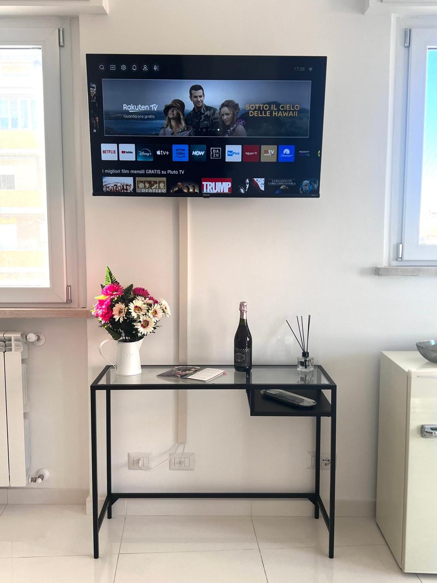 Roma Airport Sky Apartment *